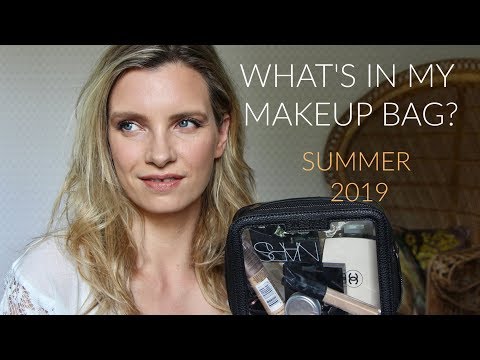 What&#039;s In My Makeup Bag? | Summer 2019