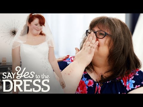Mum Changes Her Mind after Seeing the Dress On! | Curvy Brides Boutique