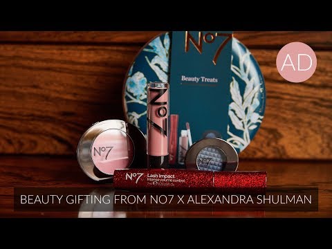 Beauty Gifting from No7 x Alexandra Shulman | AD